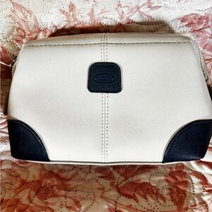 Bric's Cream and Black Travel Cosmetic Case